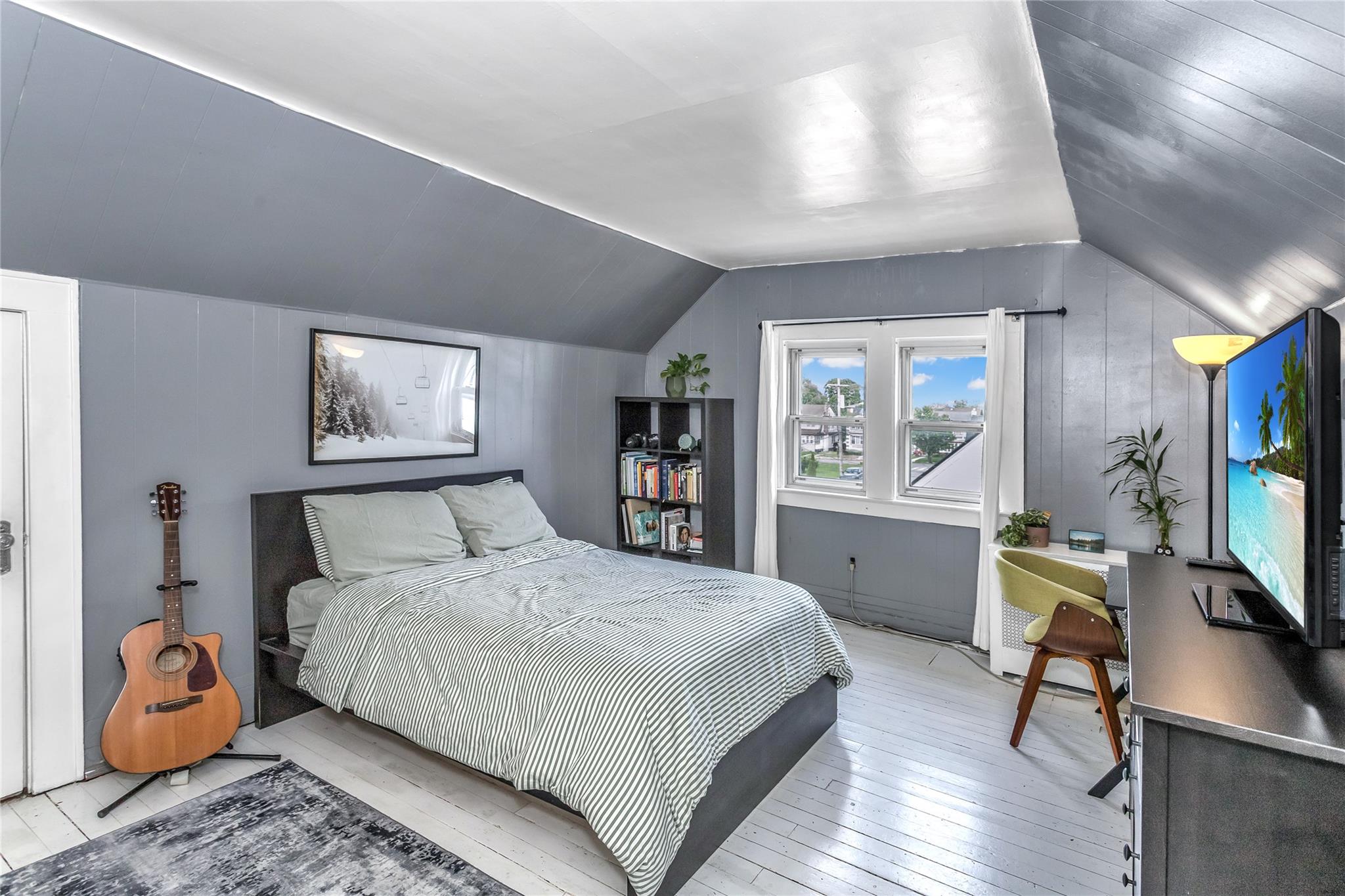 190-30 103rd Avenue, Hollis, NY 11423