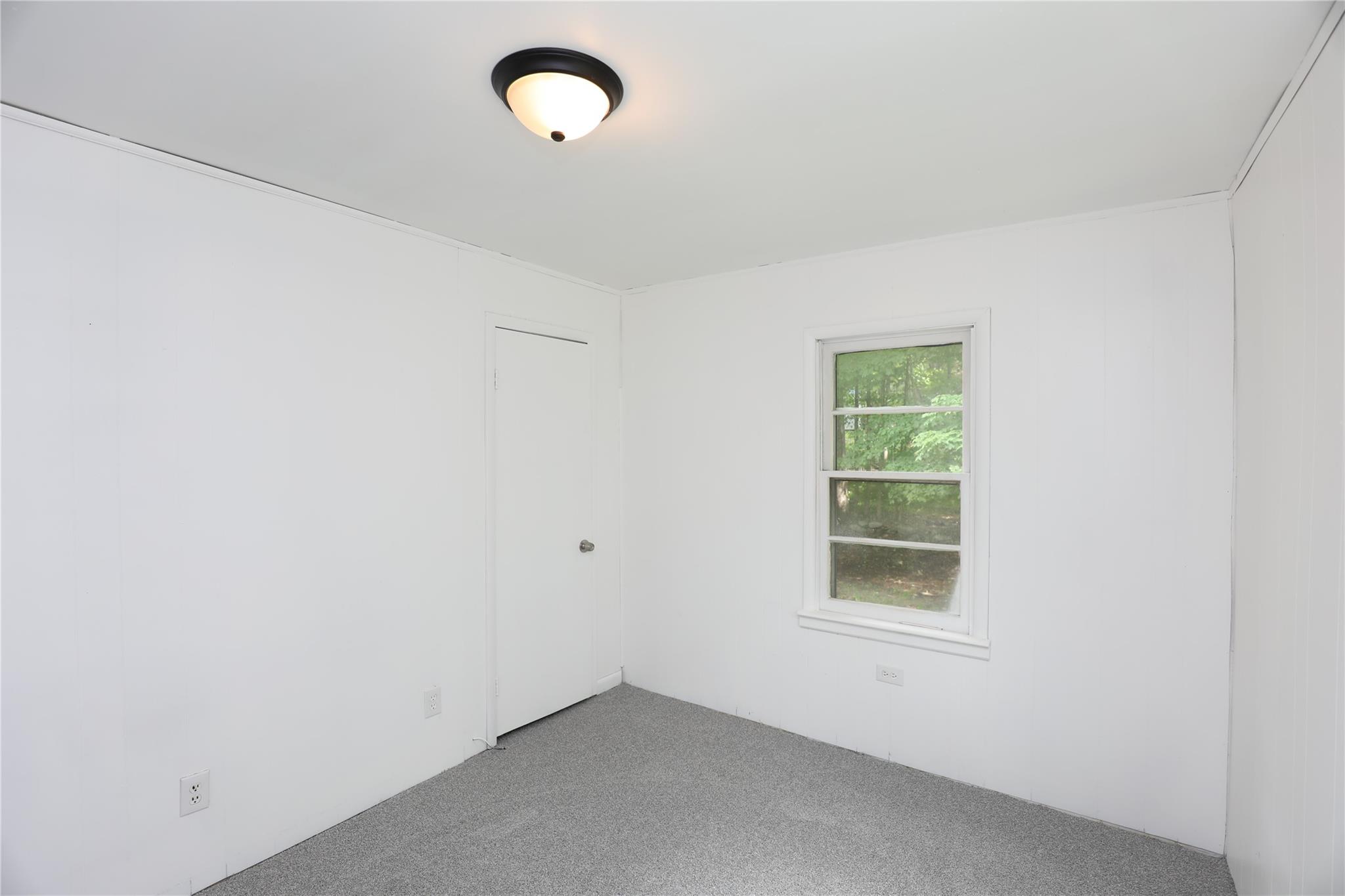 17 Rear Chapel Street, Ellenville, NY 12428