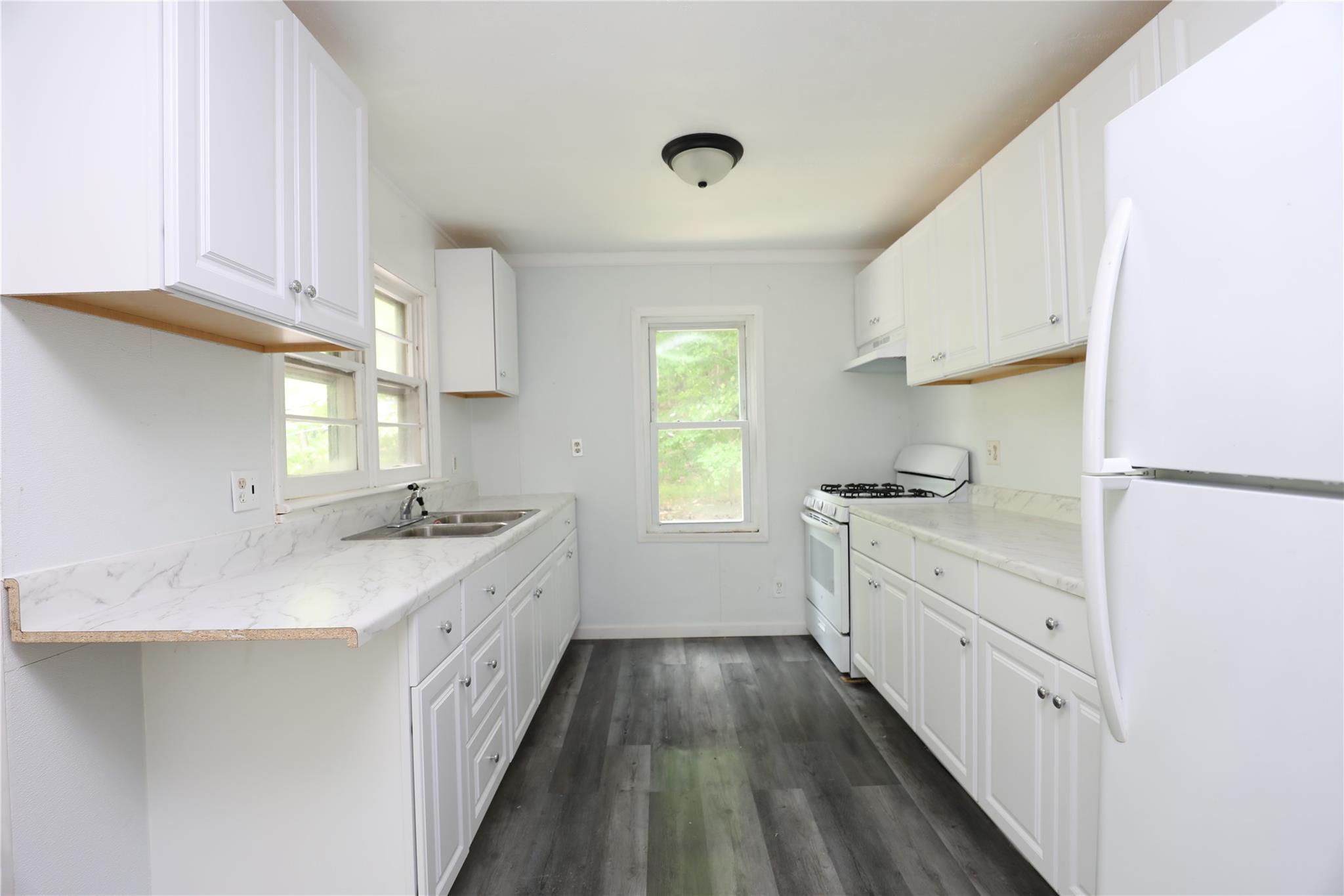 17 Rear Chapel Street, Ellenville, NY 12428