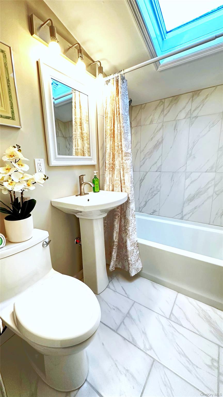 674 Sackett Lake Road, Monticello, NY 12701