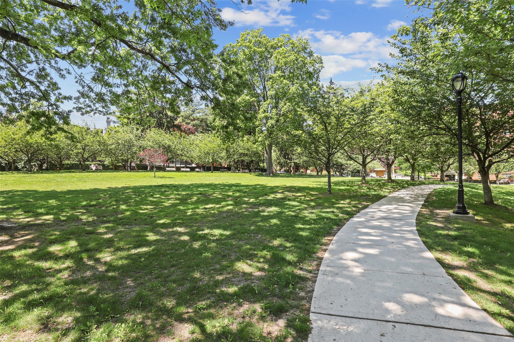 25 Lake Street # 7K & 7L, White Plains, NY 10603