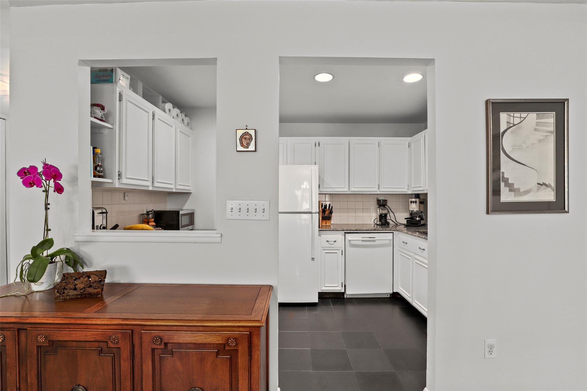 25 Lake Street # 7K & 7L, White Plains, NY 10603