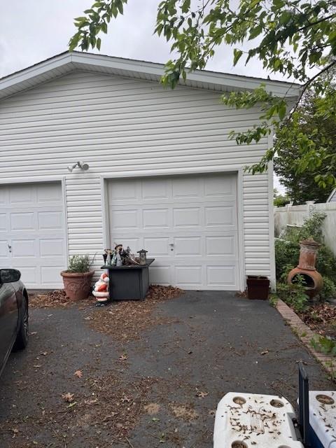 47 Myson Street, West Islip, NY 11795
