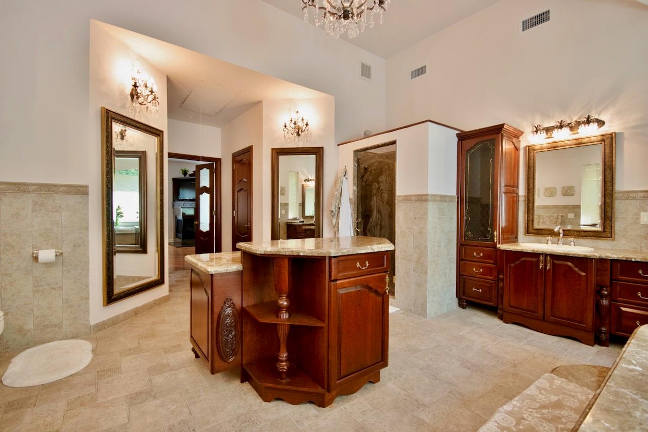 935 Starlight Road, Monticello, NY 12701