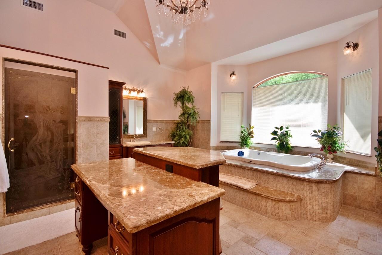 935 Starlight Road, Monticello, NY 12701