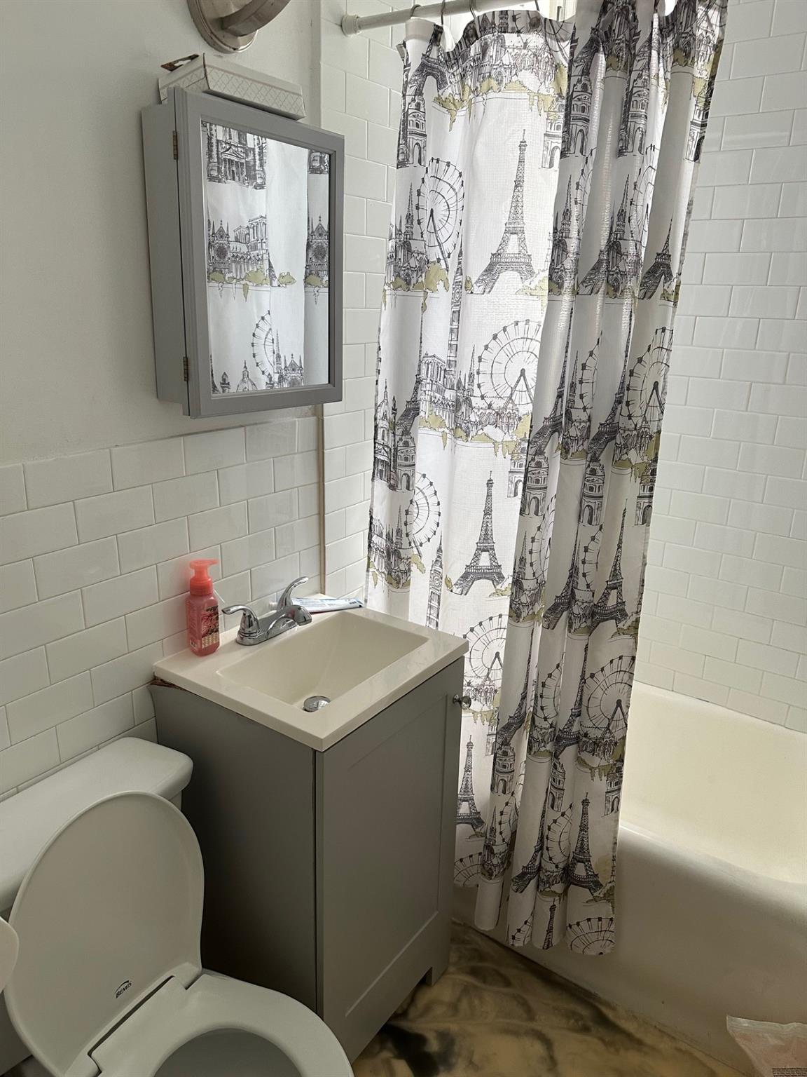 419 Van Siclen Avenue, Brooklyn, NY 11207