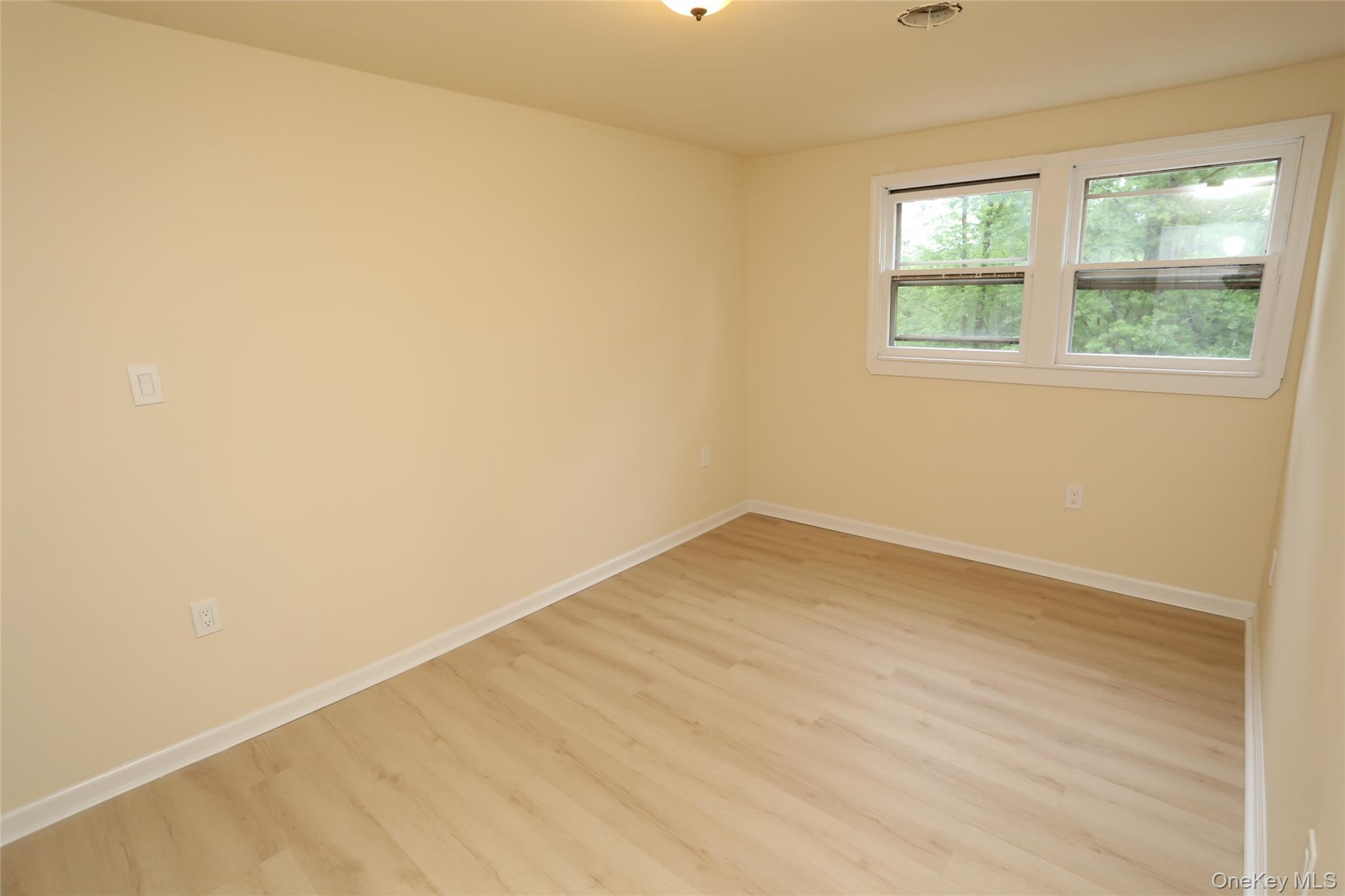 20 Pineview Road, West Nyack, NY 10994