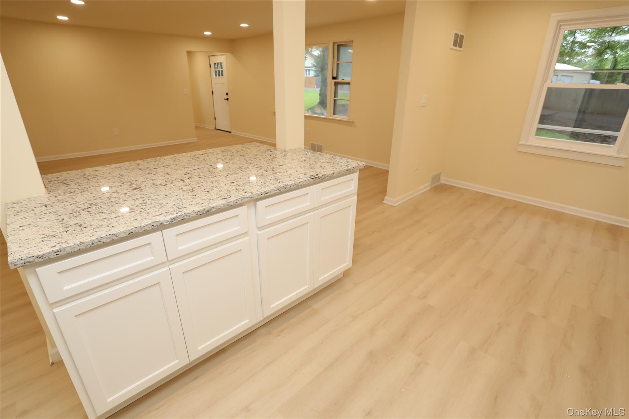 20 Pineview Road, West Nyack, NY 10994