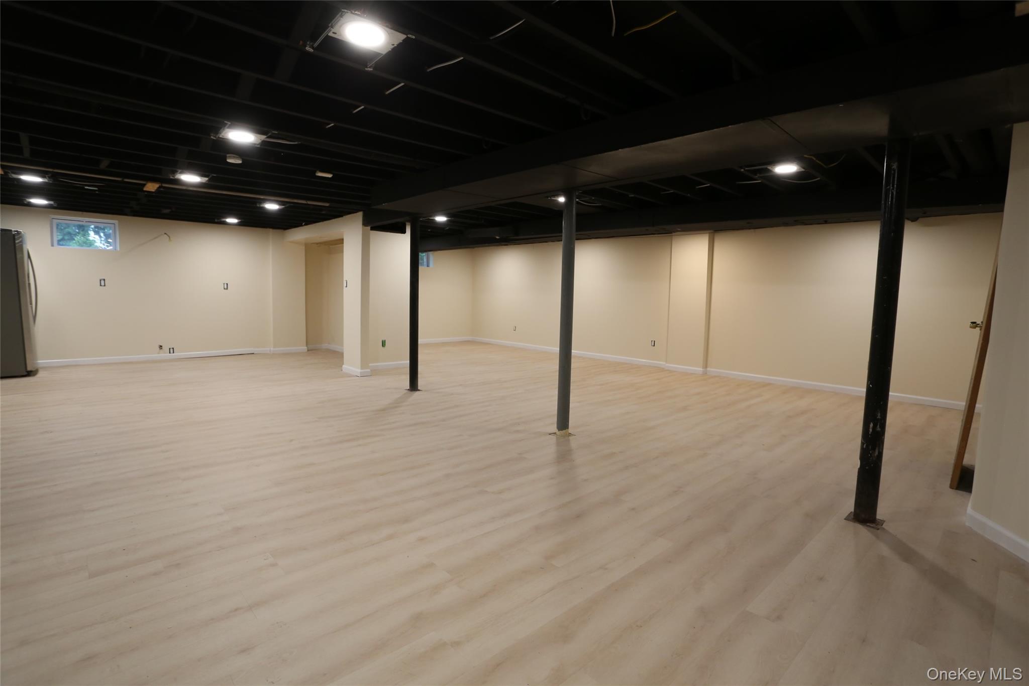 20 Pineview Road, West Nyack, NY 10994