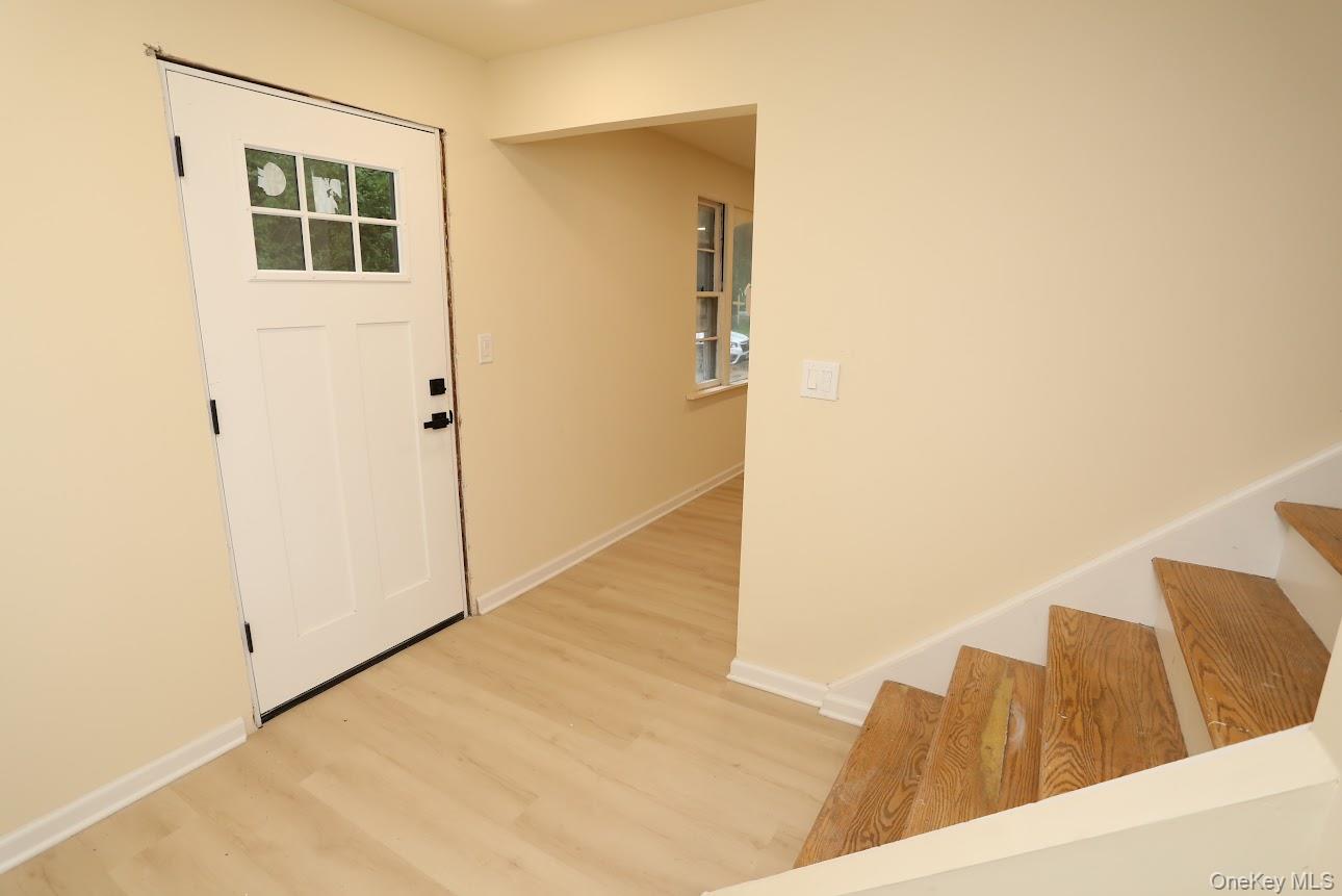 20 Pineview Road, West Nyack, NY 10994