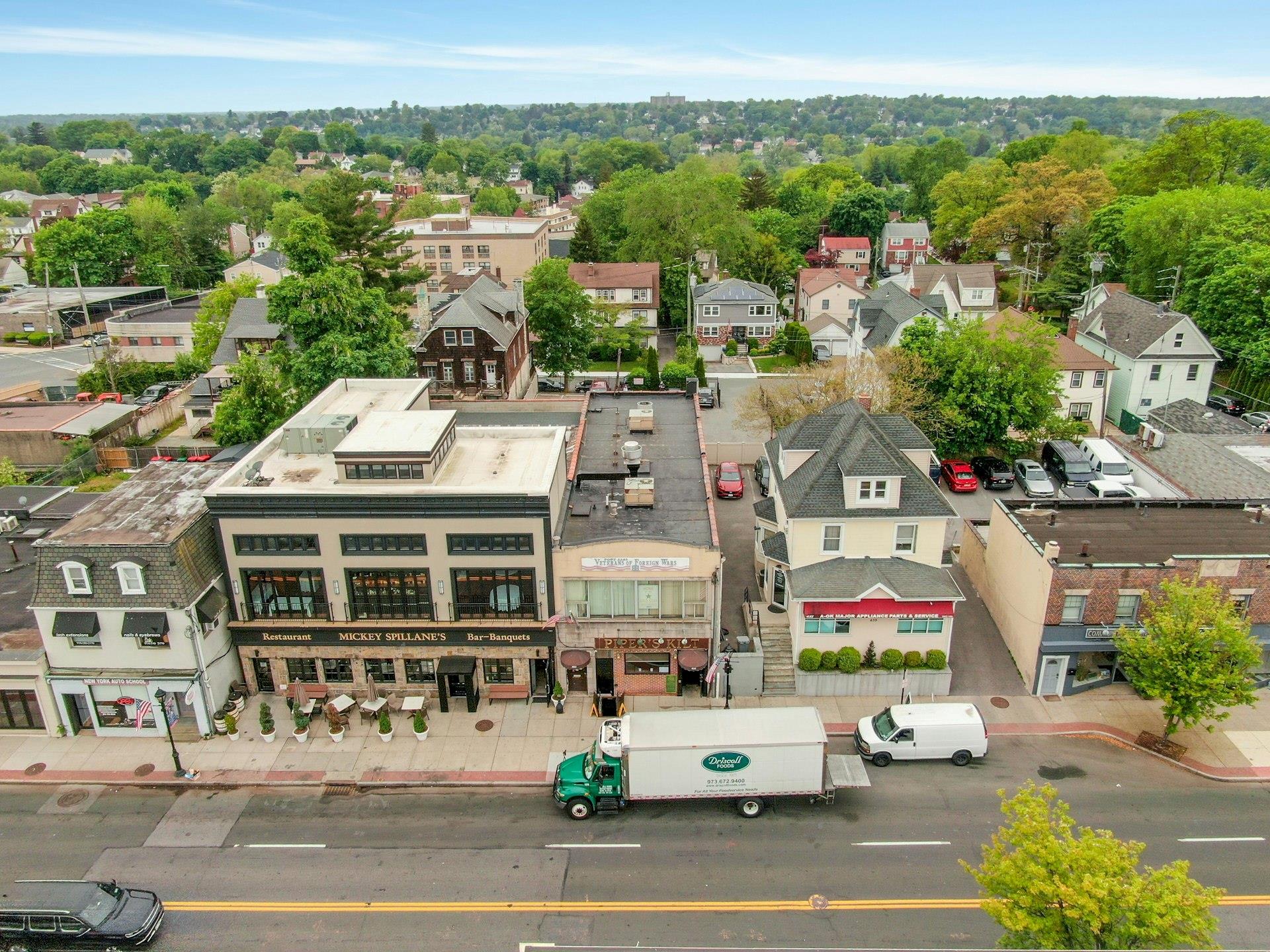 433 White Plains Road, Eastchester, NY 10709