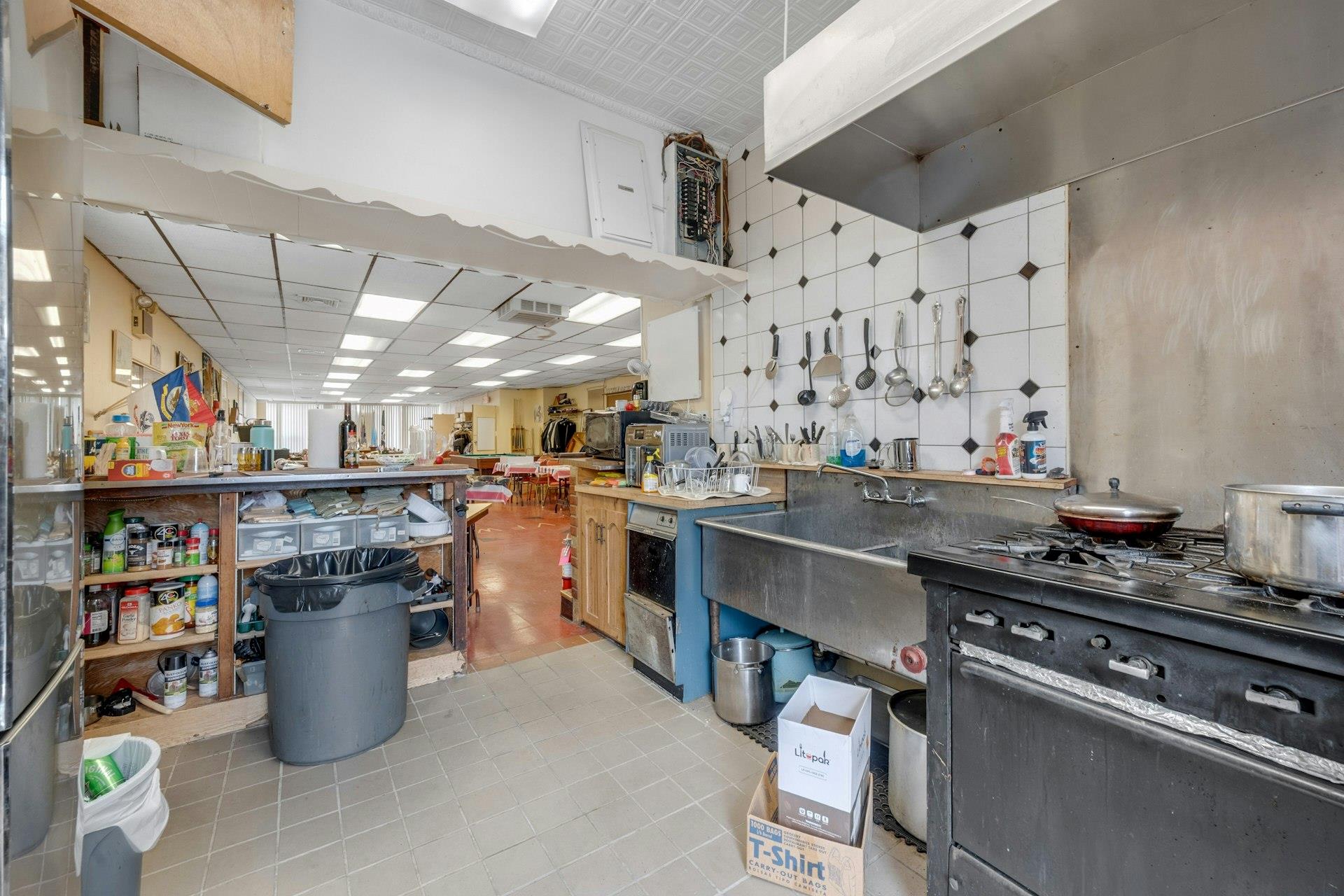 433 White Plains Road, Eastchester, NY 10709