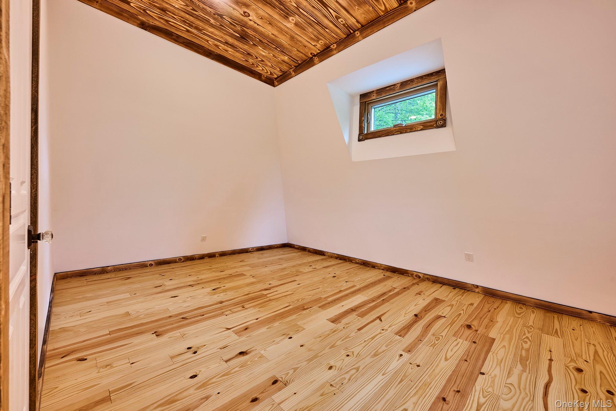 608 High Road, Glen Spey, NY 12737