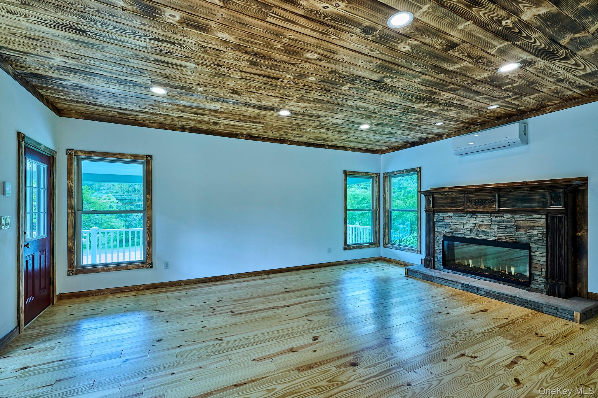 608 High Road, Glen Spey, NY 12737