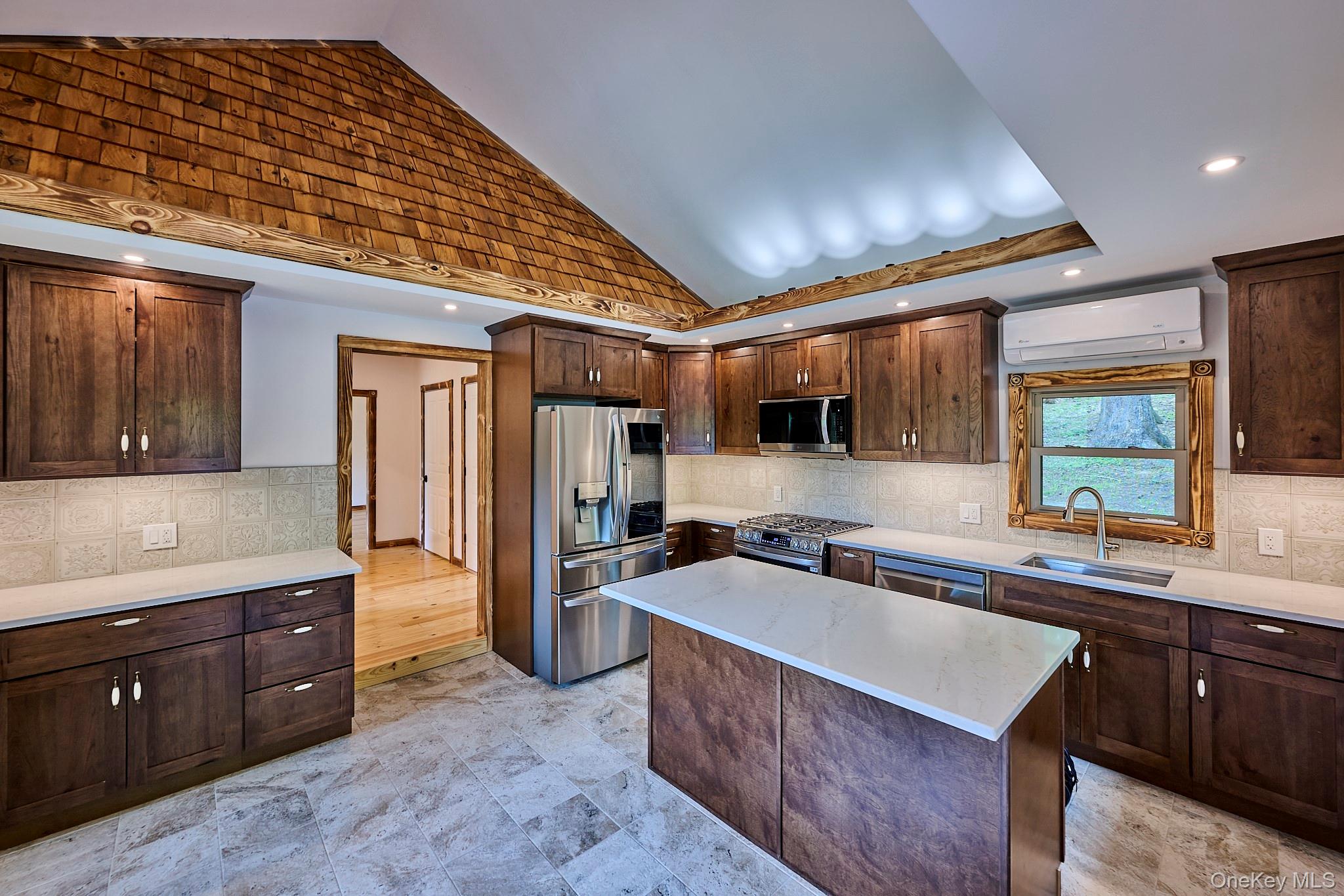 608 High Road, Glen Spey, NY 12737