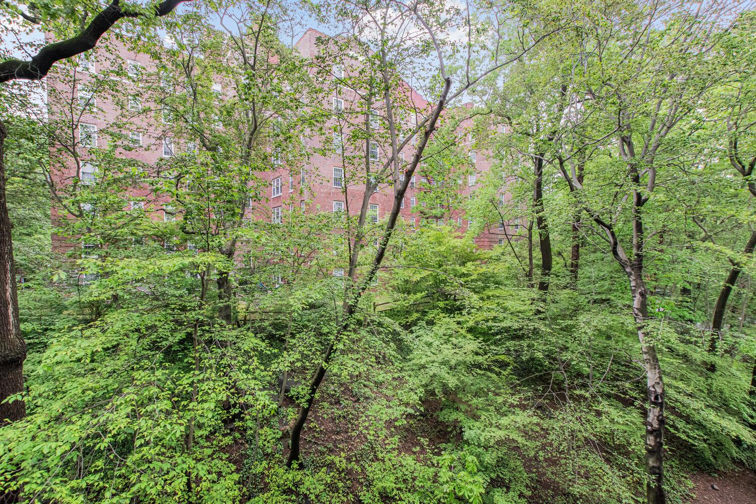 1374 Midland Ave Avenue # 501, Bronxville, NY 10708