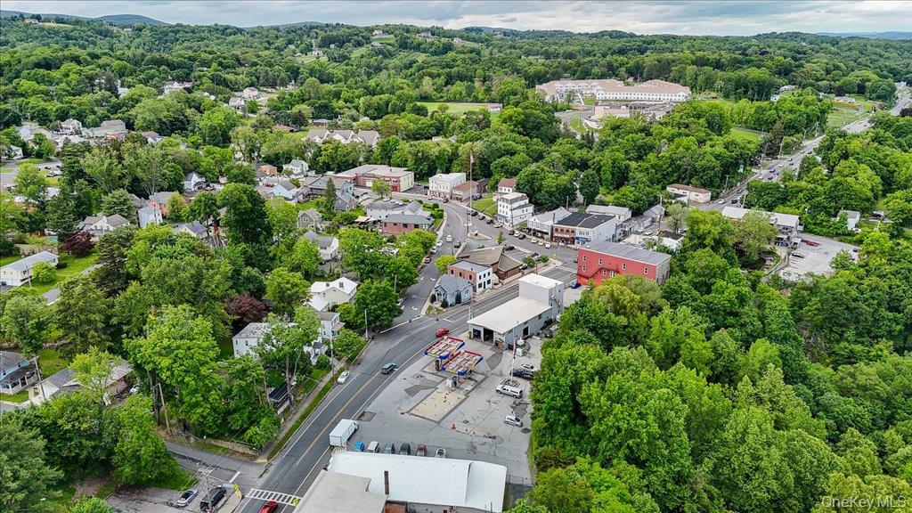 1316 Route 9W, Marlboro, NY 12542