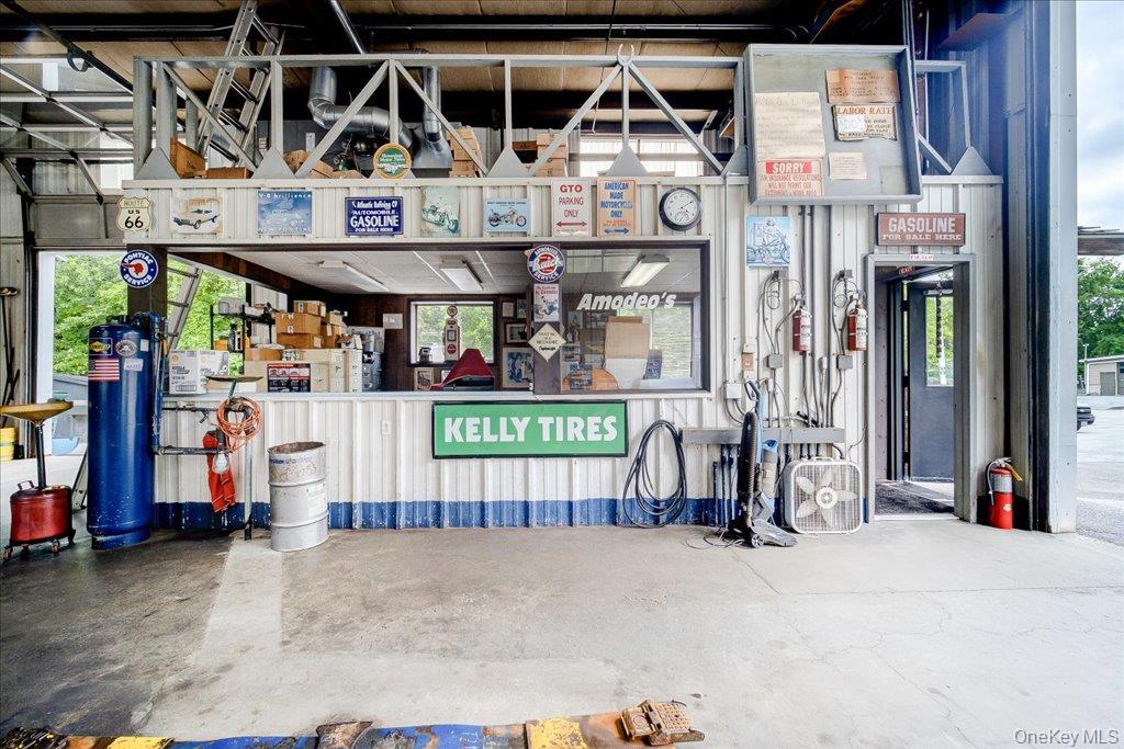 1316 Route 9W, Marlboro, NY 12542