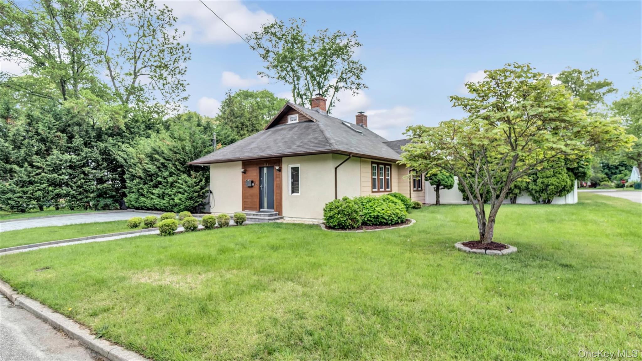 143 Hallock Street, Riverhead, NY 11901