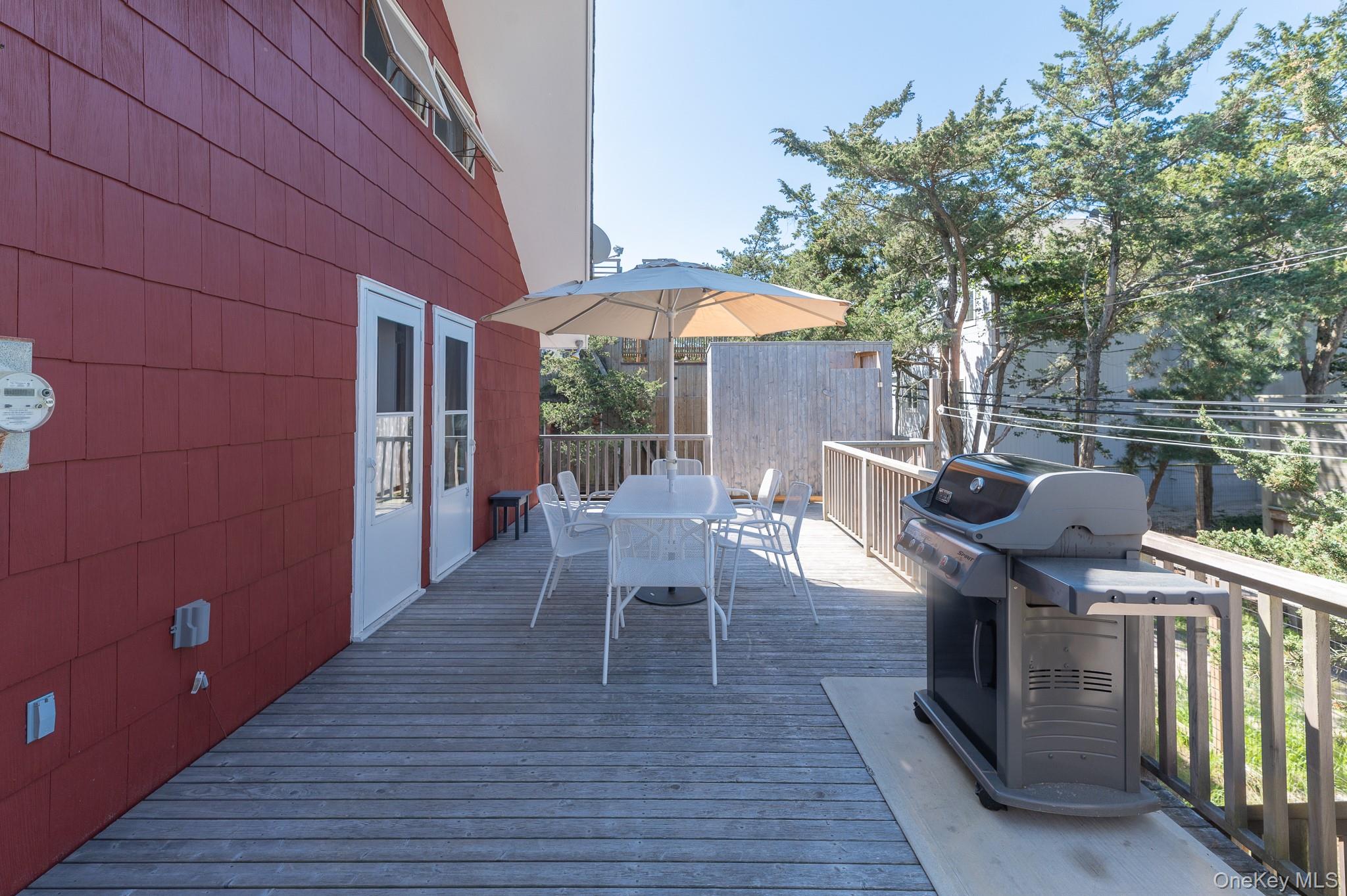 66 Bungalow Walk, Ocean Beach, NY 11770