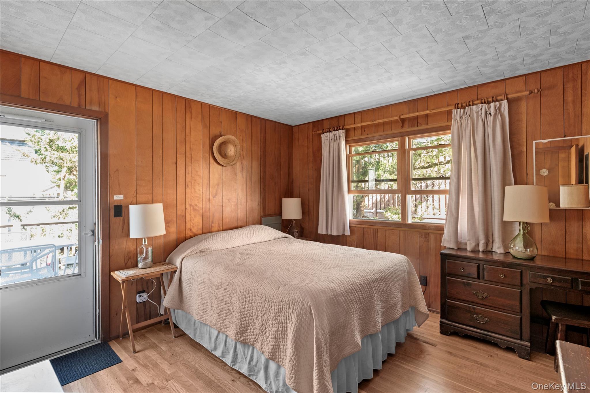 66 Bungalow Walk, Ocean Beach, NY 11770