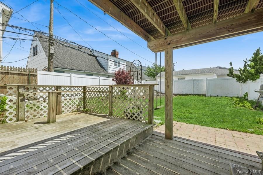 128 Belmont Avenue, Long Beach, NY 11561