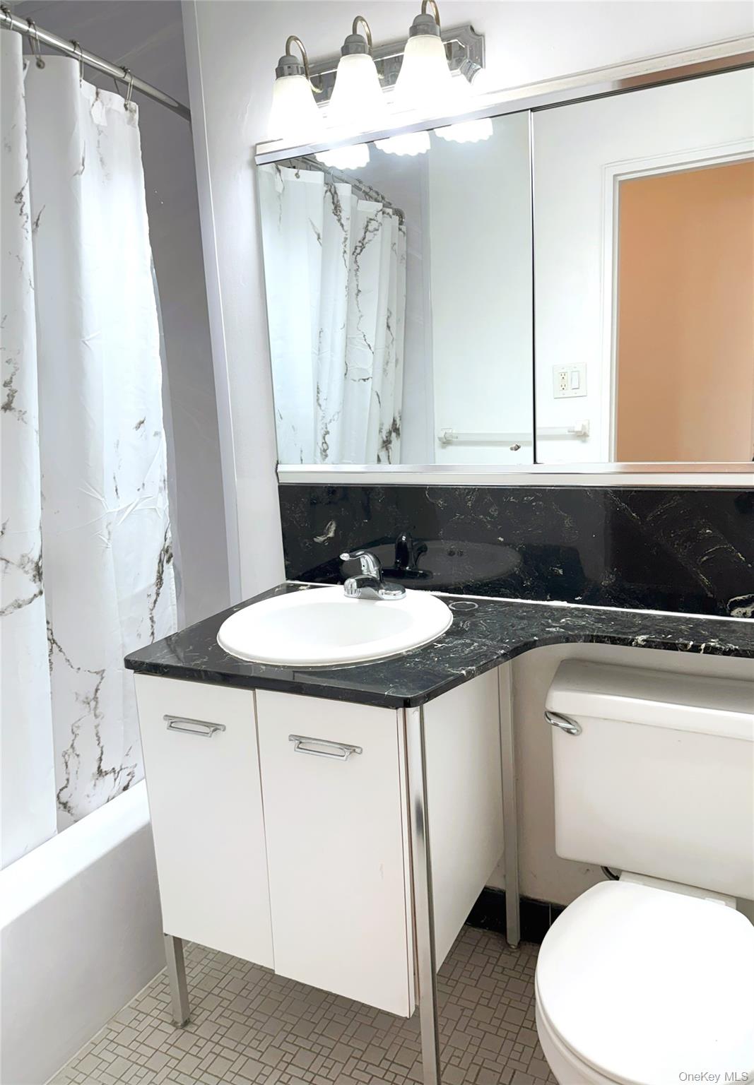 377 Westchester Avenue # 5N, Port Chester, NY 10573