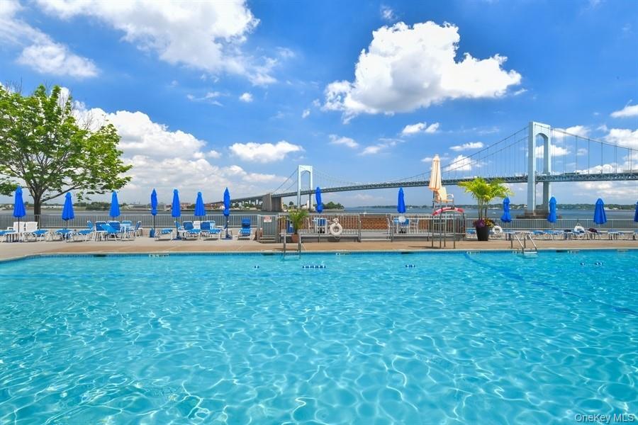 162-41 Powells Cove Boulevard # 4G, Beechhurst, NY 11357