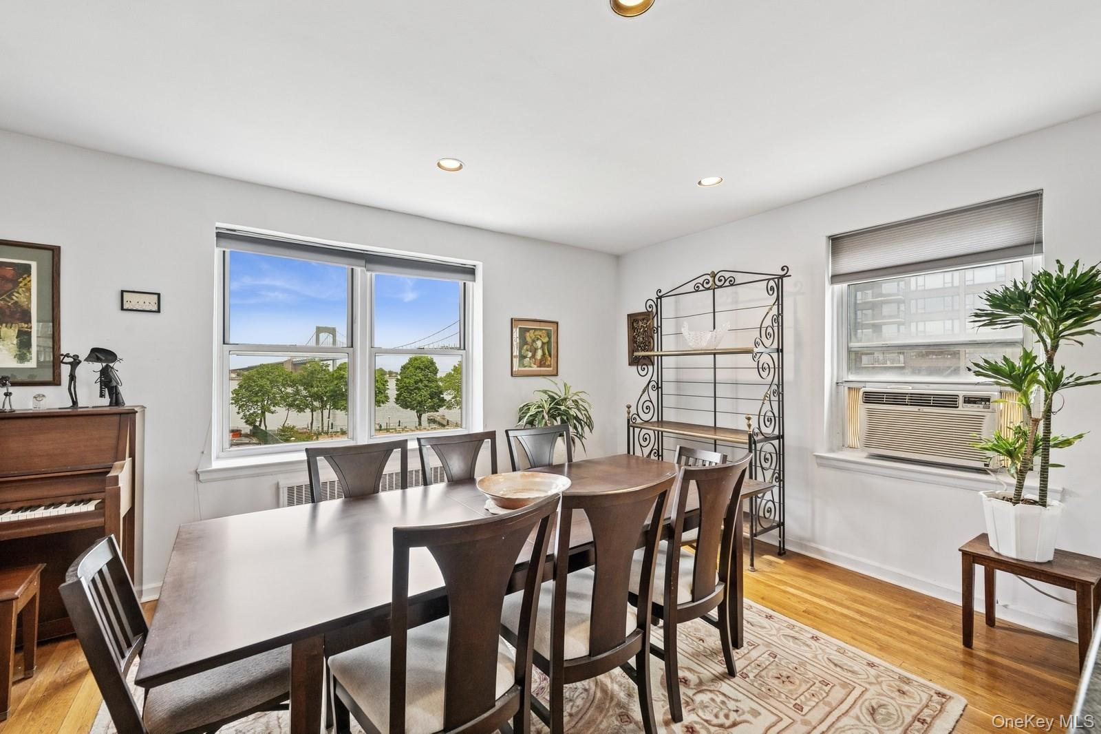 162-41 Powells Cove Boulevard # 4G, Beechhurst, NY 11357