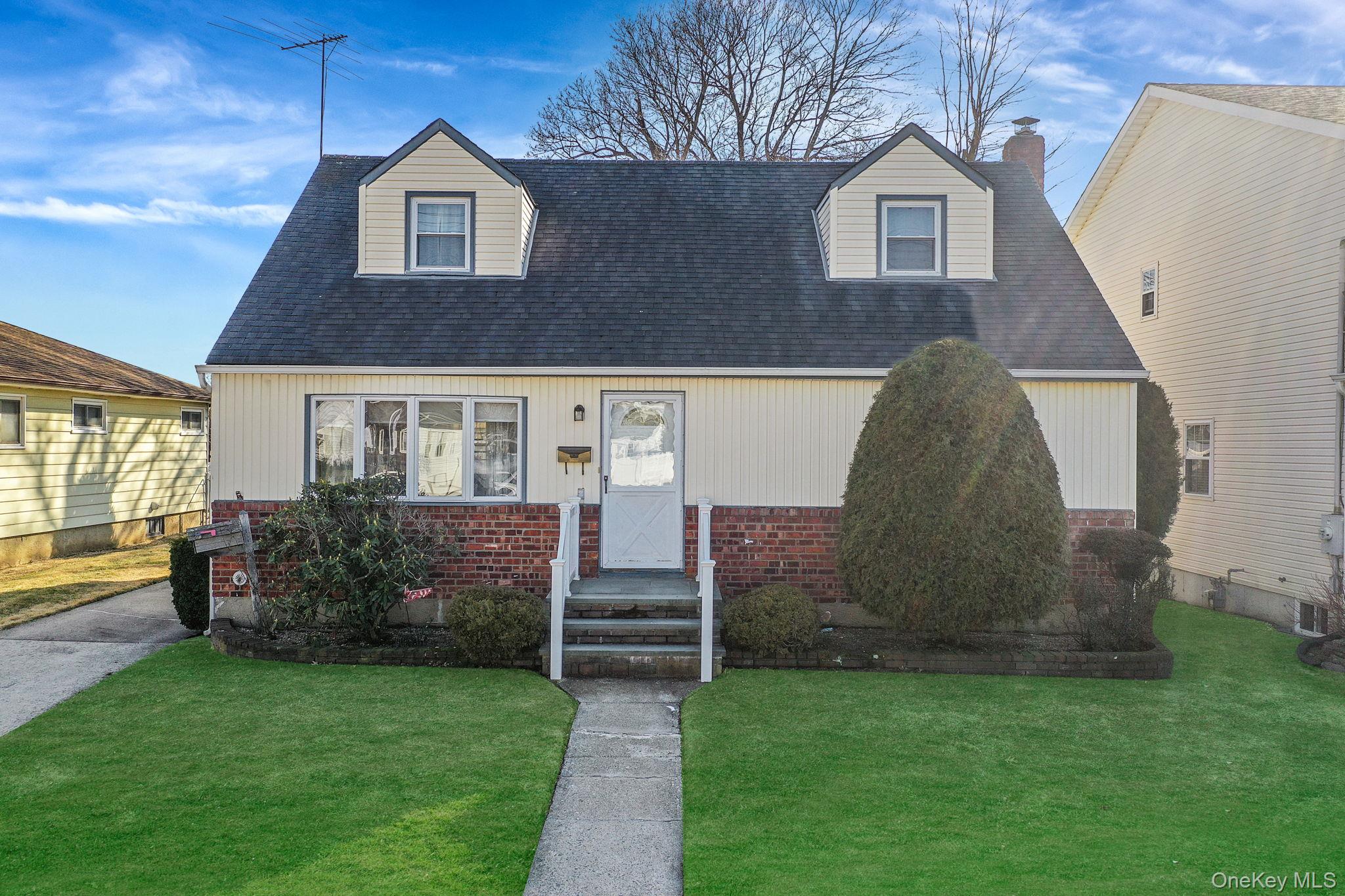 1826 Camp Avenue, Merrick, NY 11566