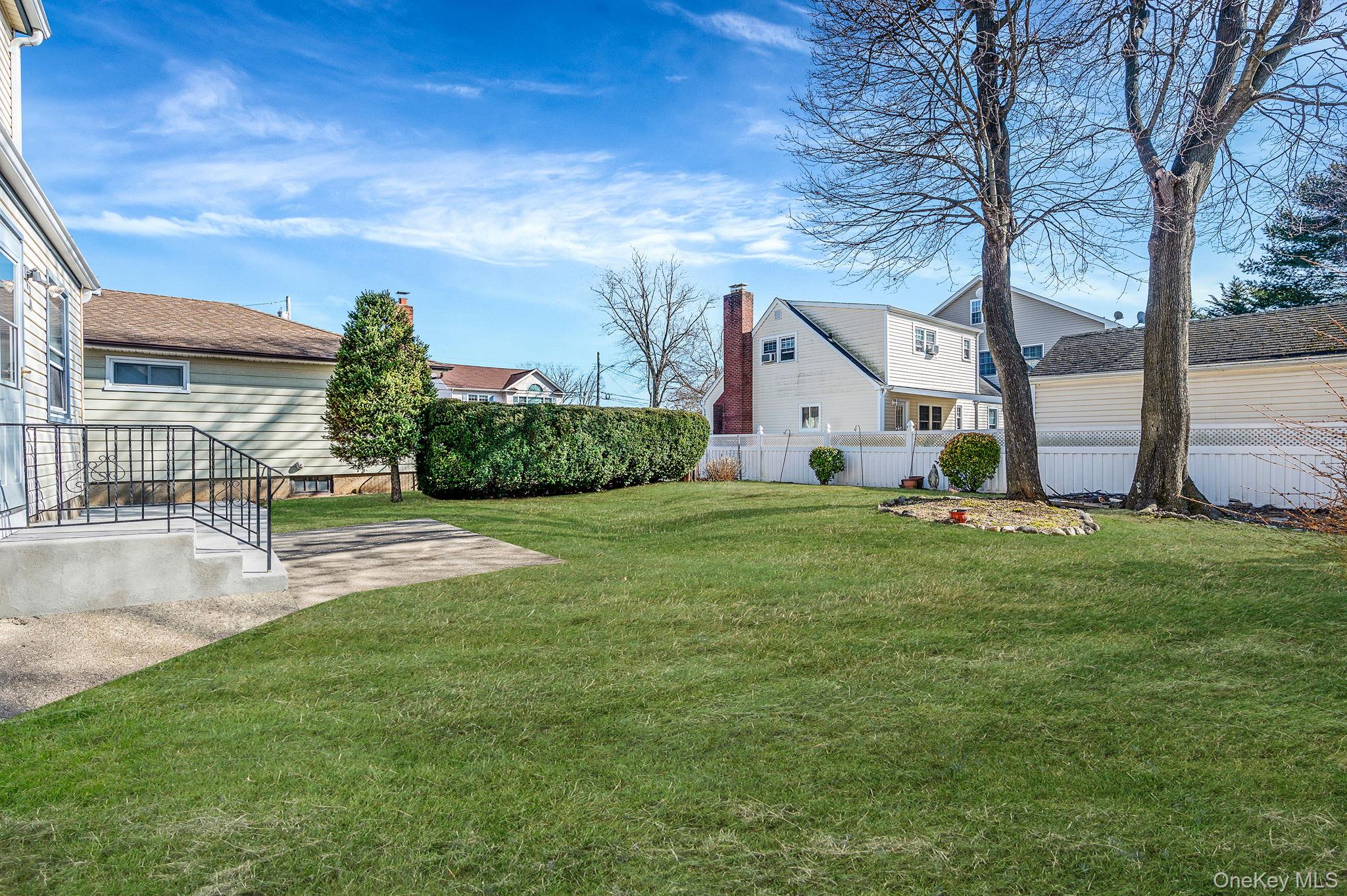 1826 Camp Avenue, Merrick, NY 11566