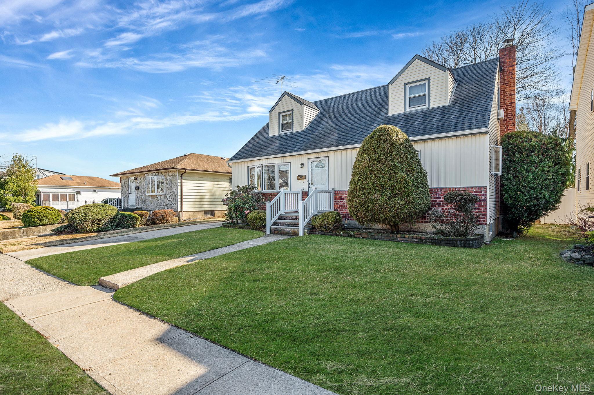 1826 Camp Avenue, Merrick, NY 11566