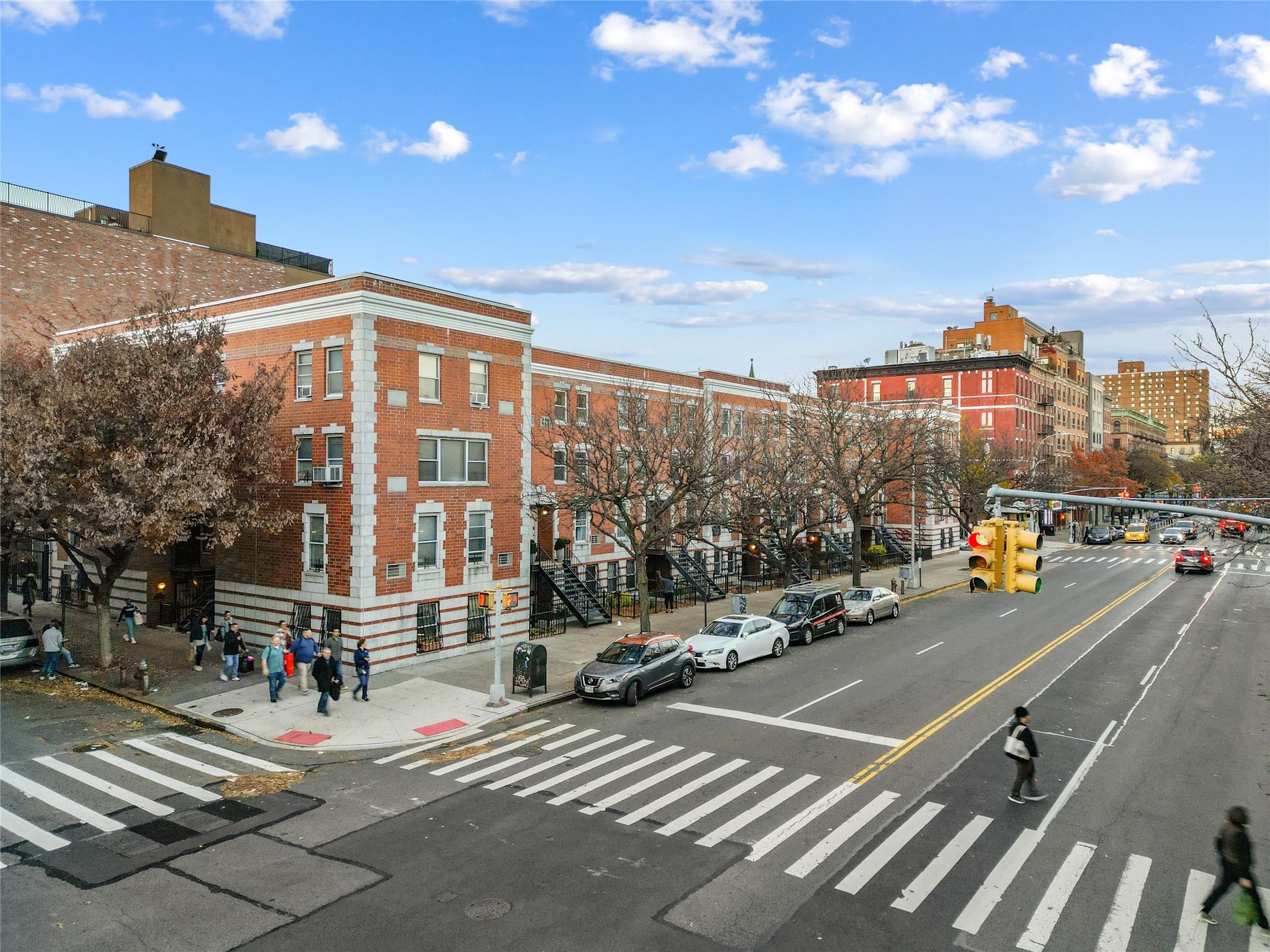 301 W 137th St # 301B, New York (Manhattan), NY 10030