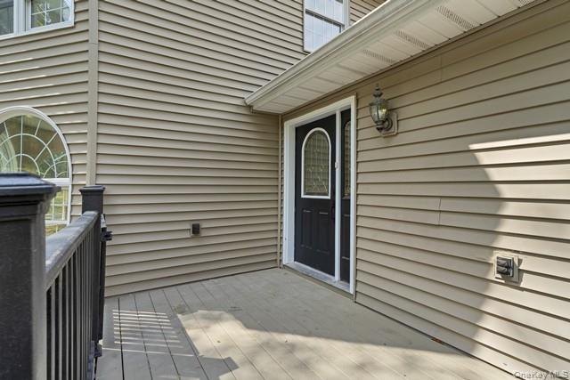 65 Old Cahoonzie Road, Sparrowbush, NY 12780