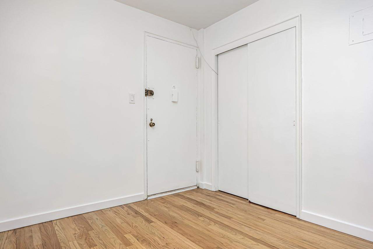 67-50 Thornton Place # 3K, Forest Hills, NY 11375