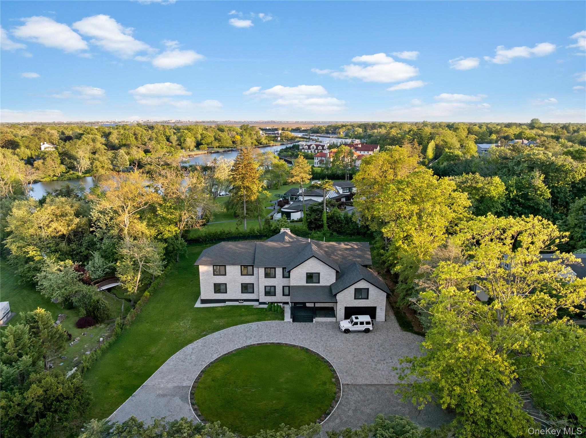 1335 Paine Road, Hewlett Bay Park, NY 11557