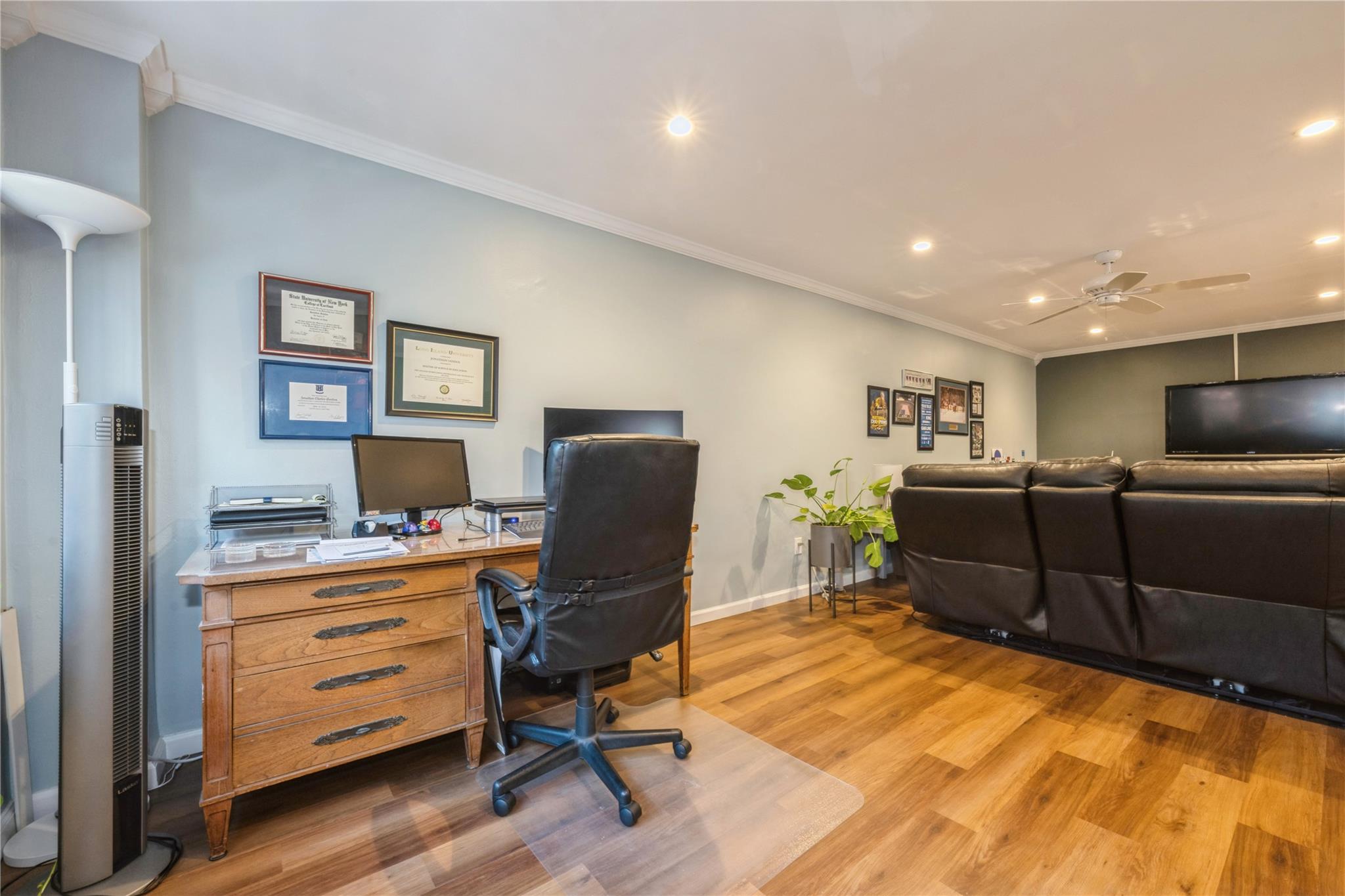 32 Pearsall Avenue # 1C, Glen Cove, NY 11542