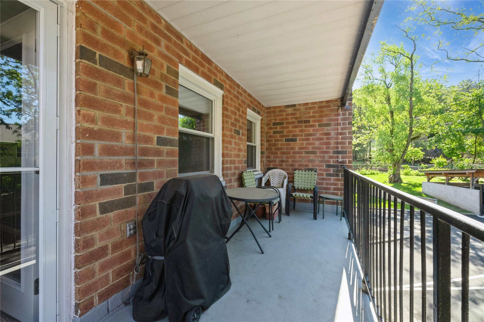 32 Pearsall Avenue # 1C, Glen Cove, NY 11542