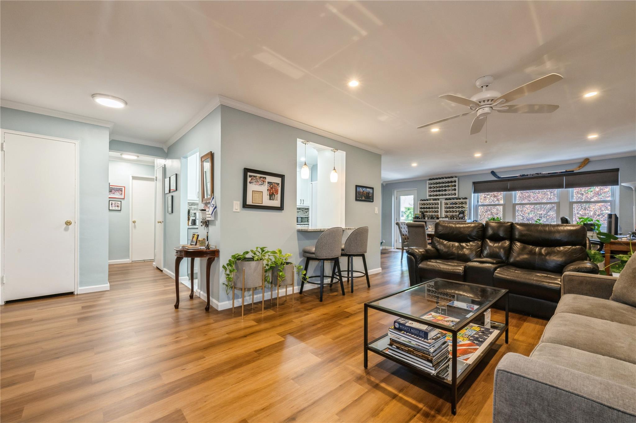 32 Pearsall Avenue # 1C, Glen Cove, NY 11542