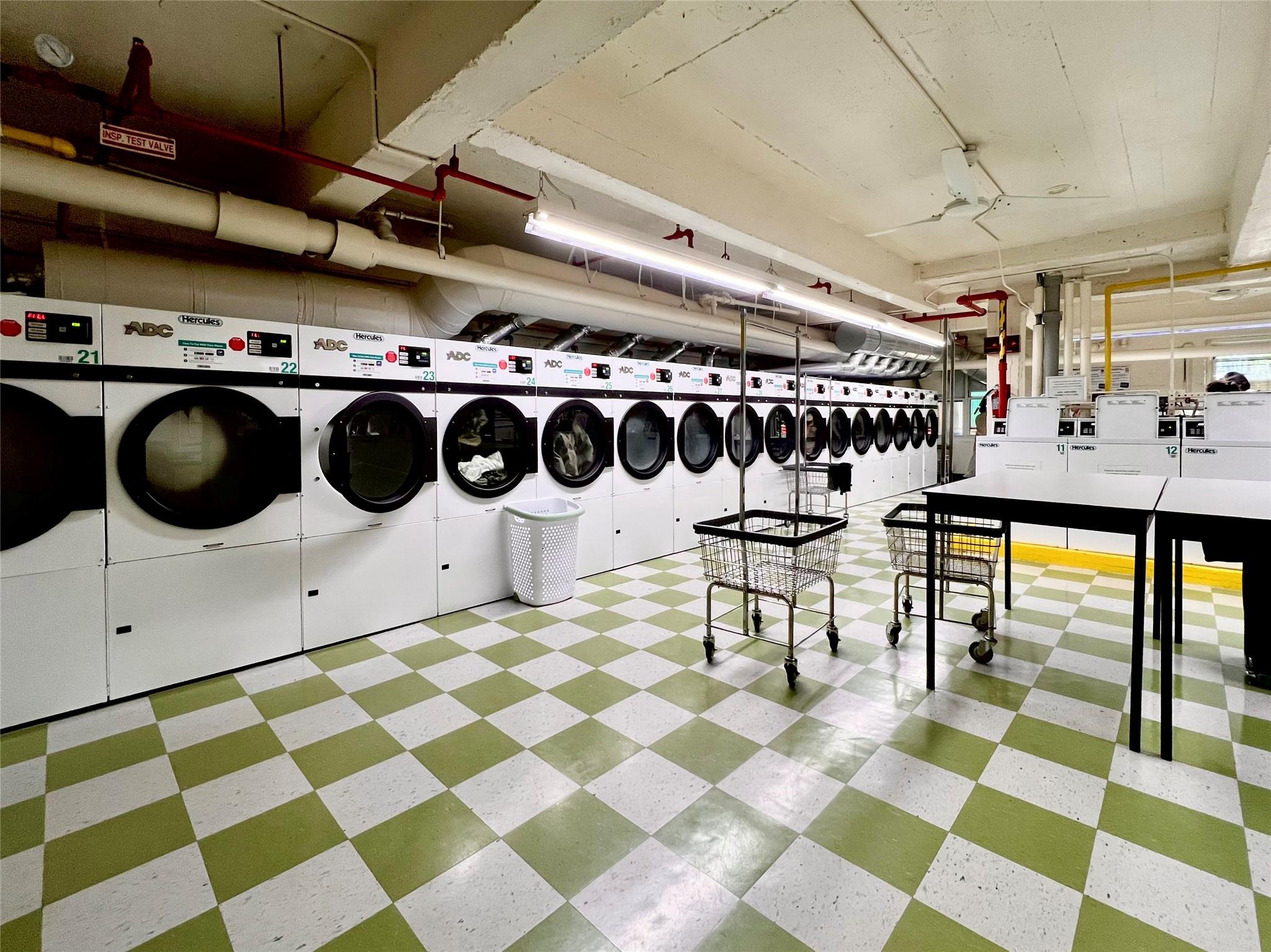 142-05 Roosevelt Avenue # 301, Flushing, NY 11354