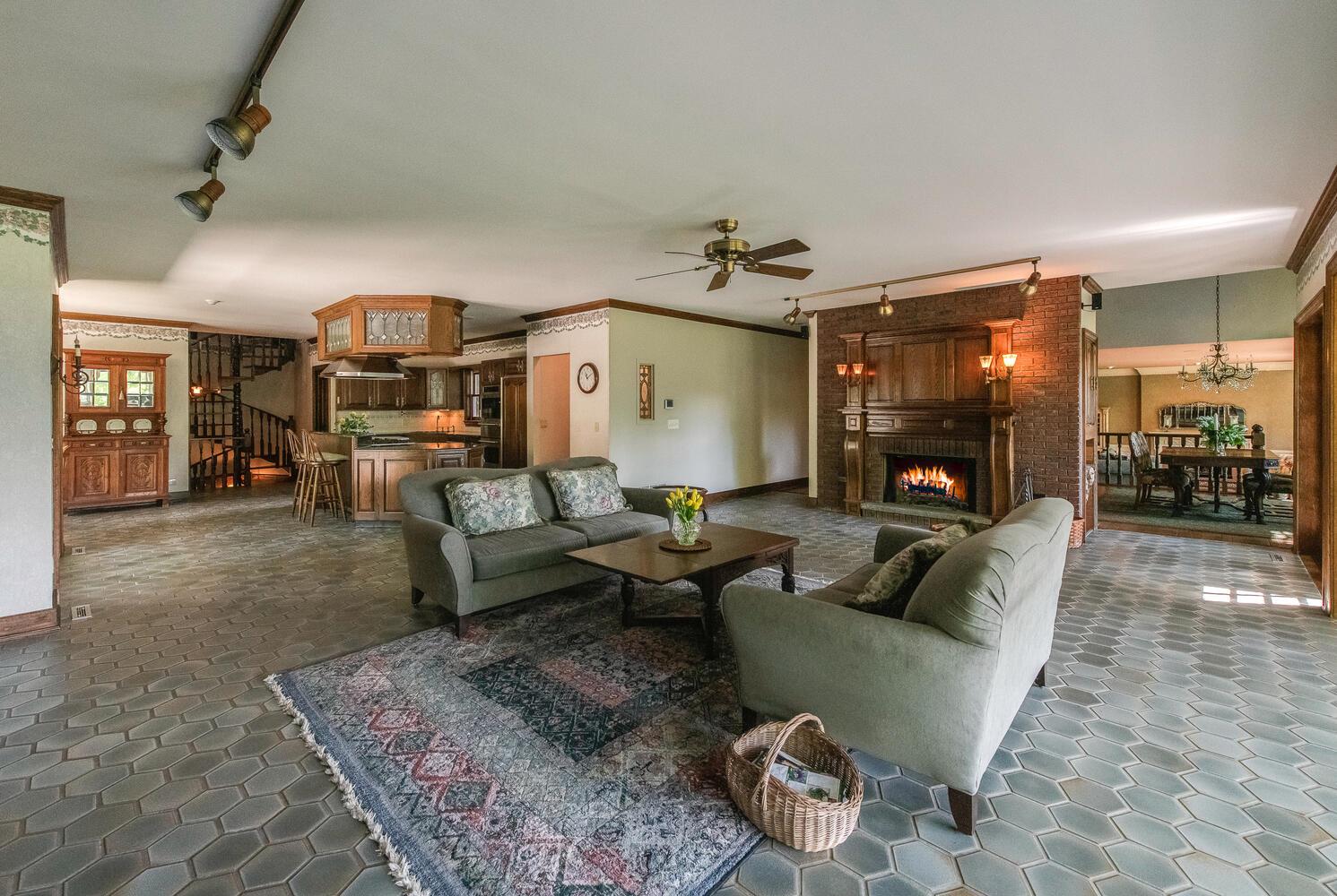 189 Freedom Road, Pleasant Valley, NY 12569