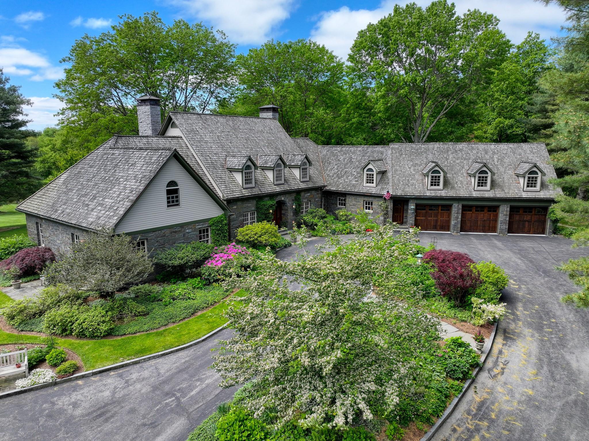 189 Freedom Road, Pleasant Valley, NY 12569