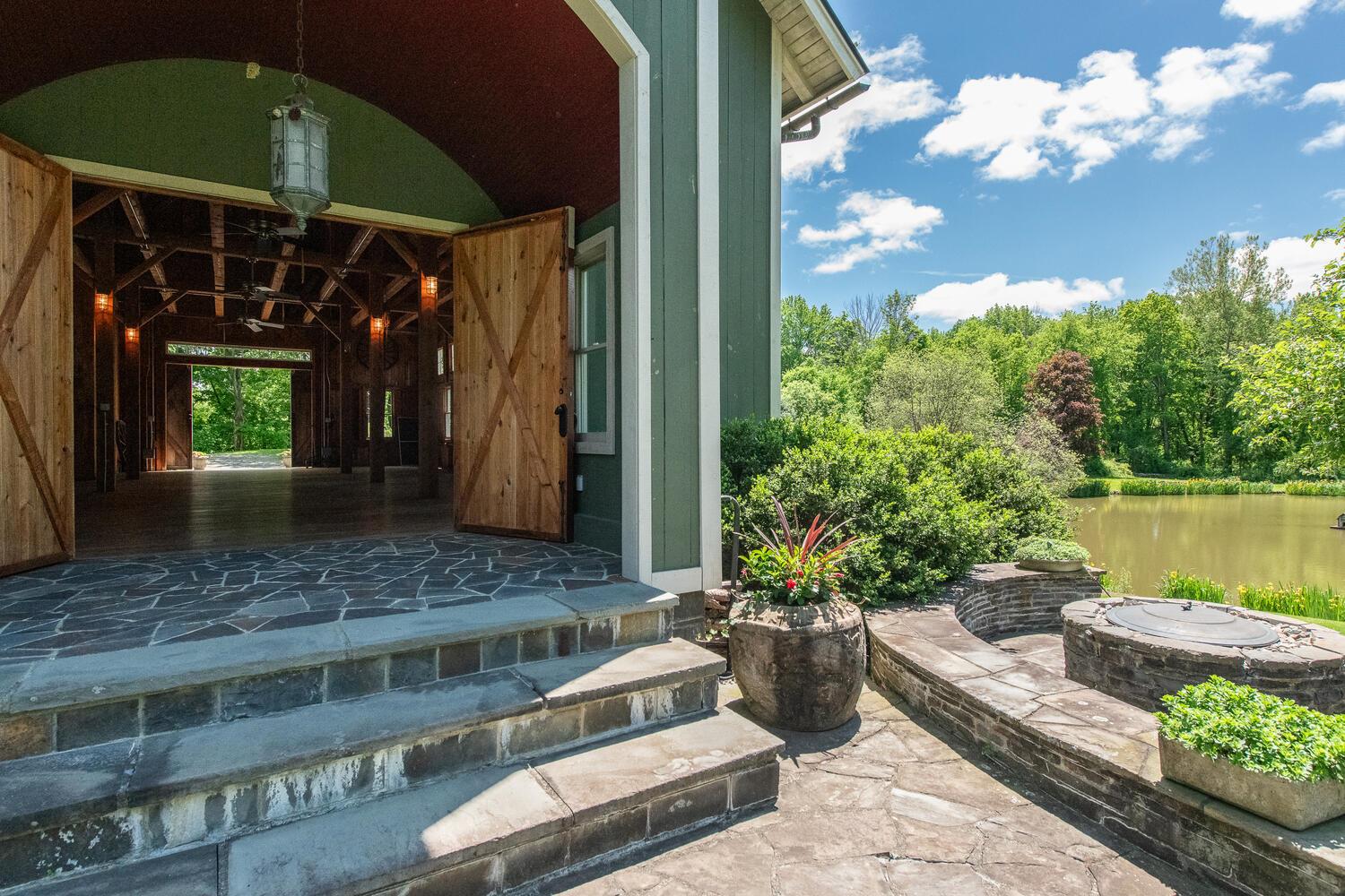 189 Freedom Road, Pleasant Valley, NY 12569