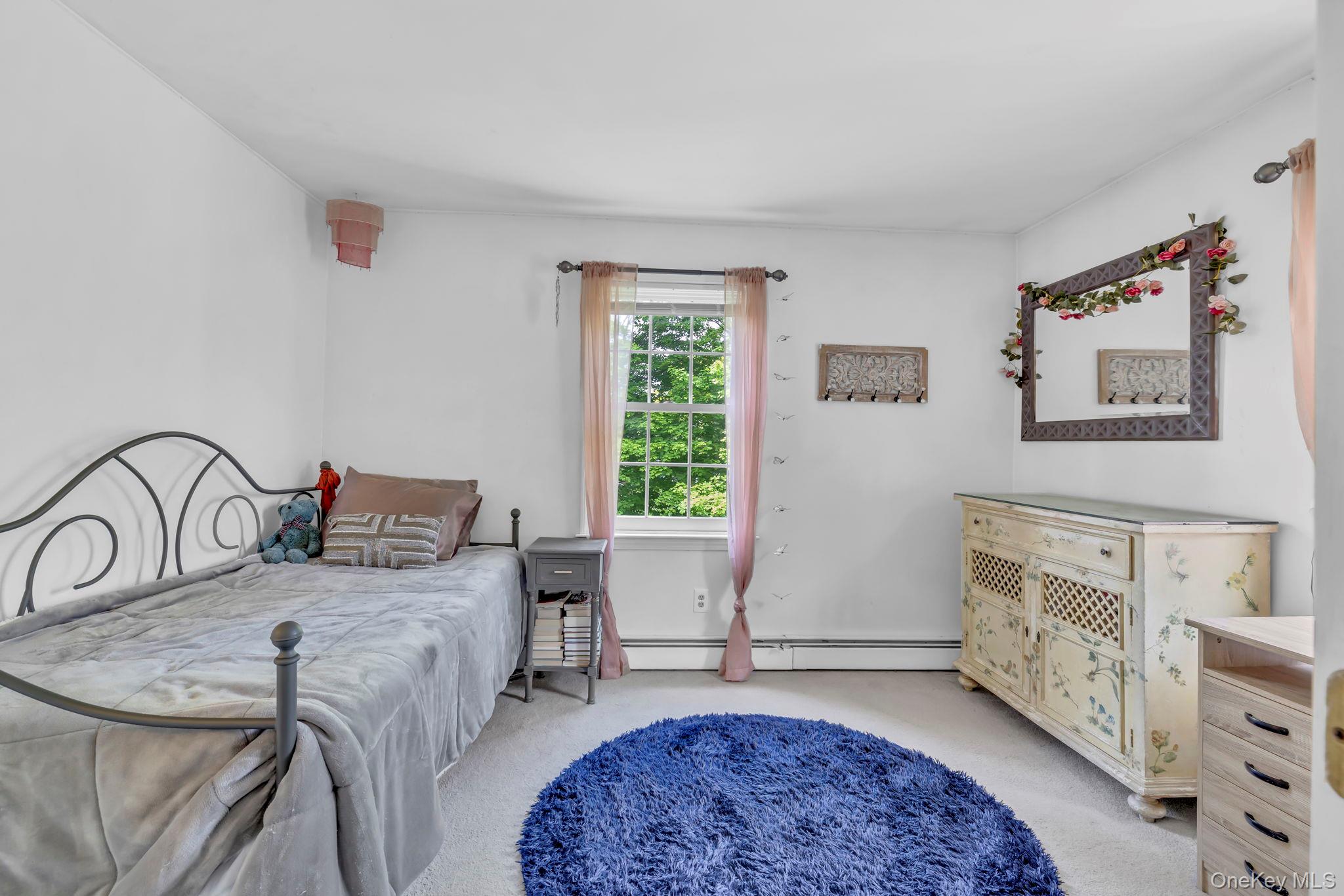 74 Vincent Lane, Stone Ridge, NY 12484