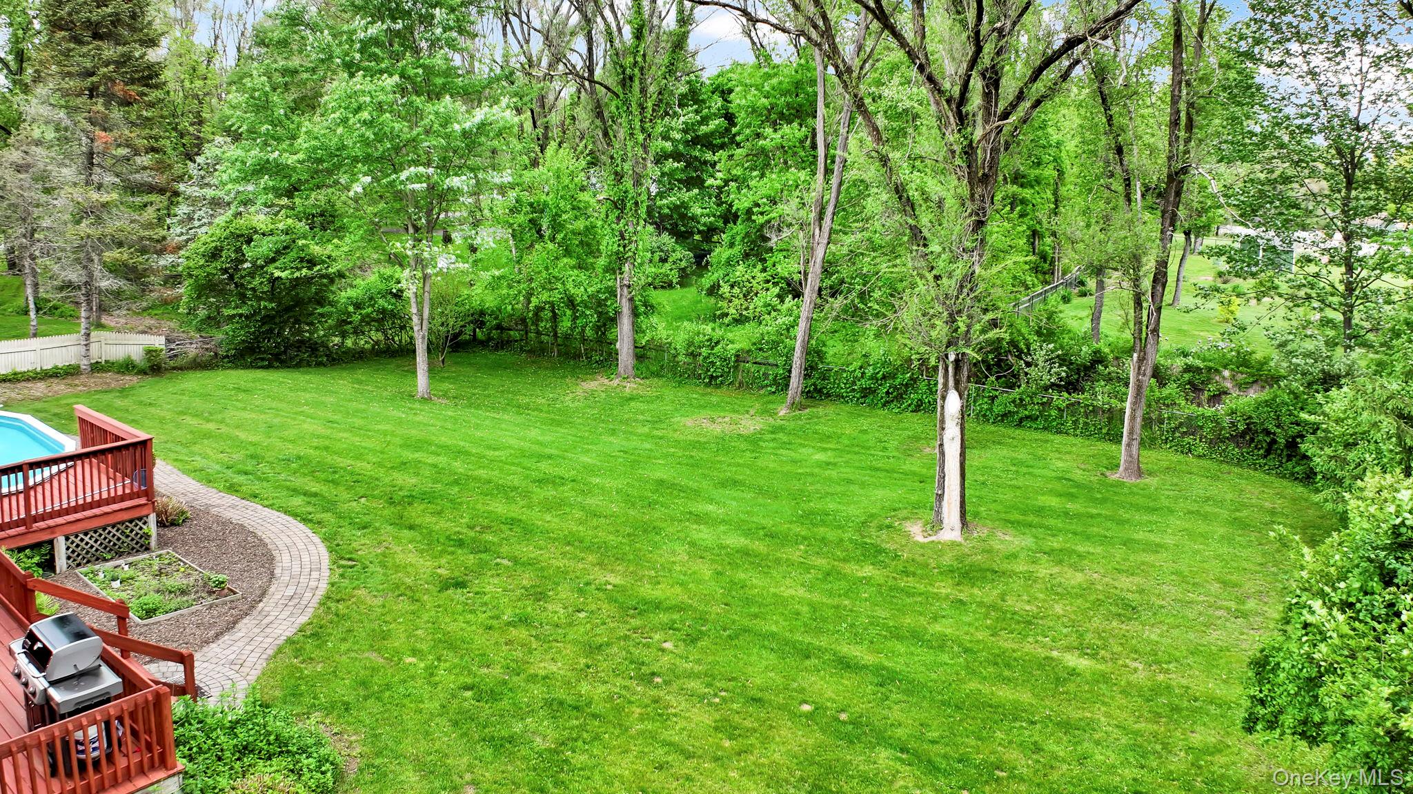 74 Vincent Lane, Stone Ridge, NY 12484