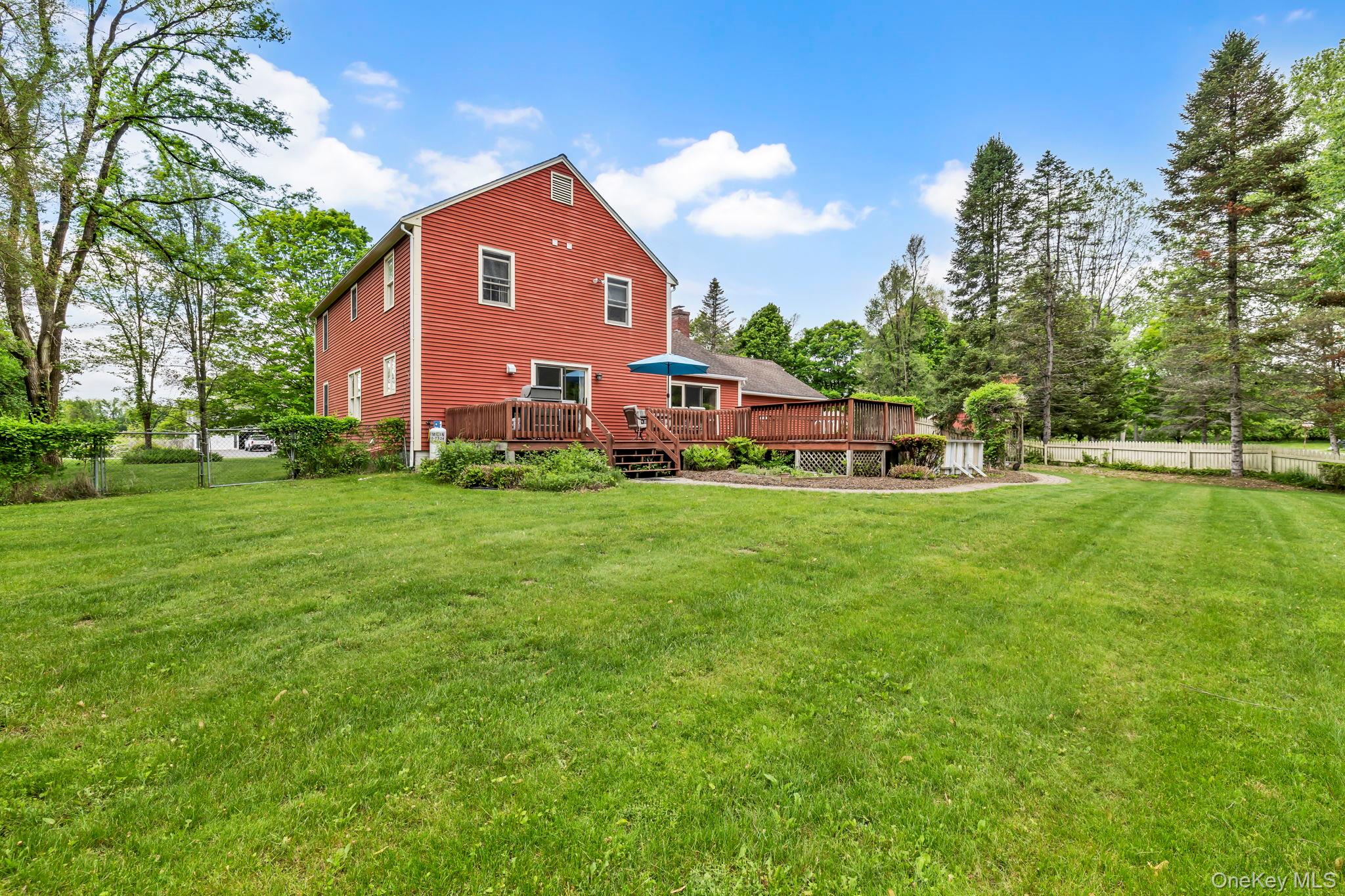 74 Vincent Lane, Stone Ridge, NY 12484