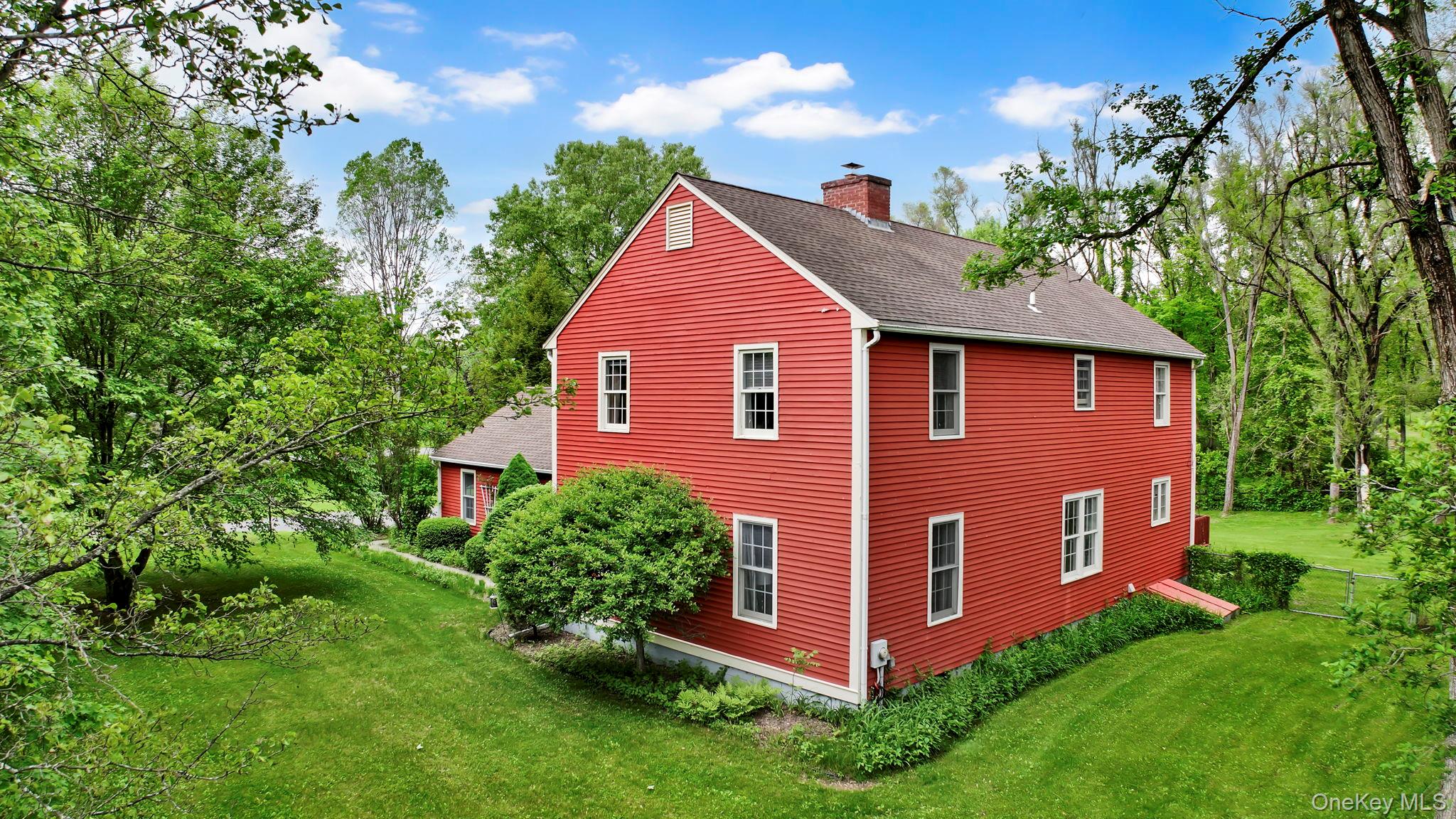 74 Vincent Lane, Stone Ridge, NY 12484