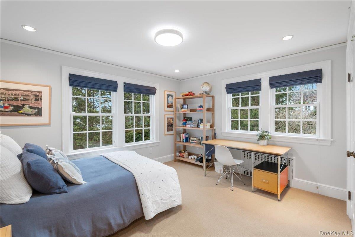 7 Meadow Place, Larchmont, NY 10538