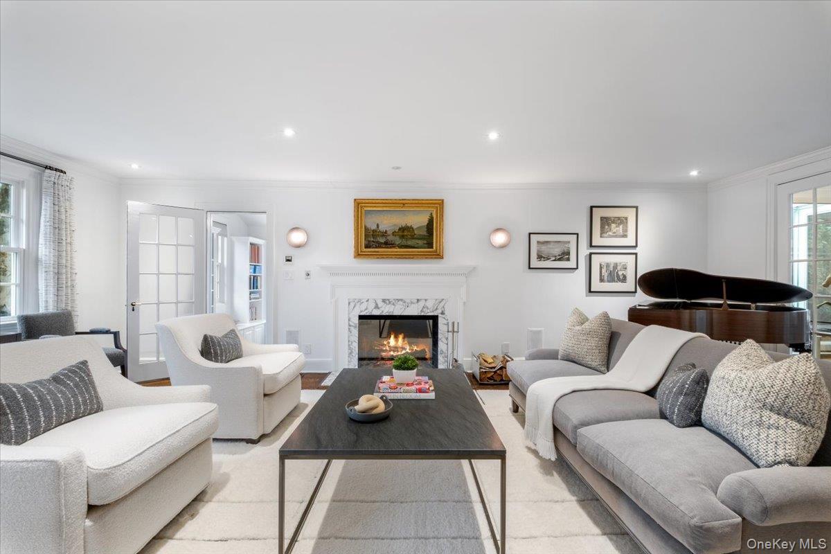 7 Meadow Place, Larchmont, NY 10538