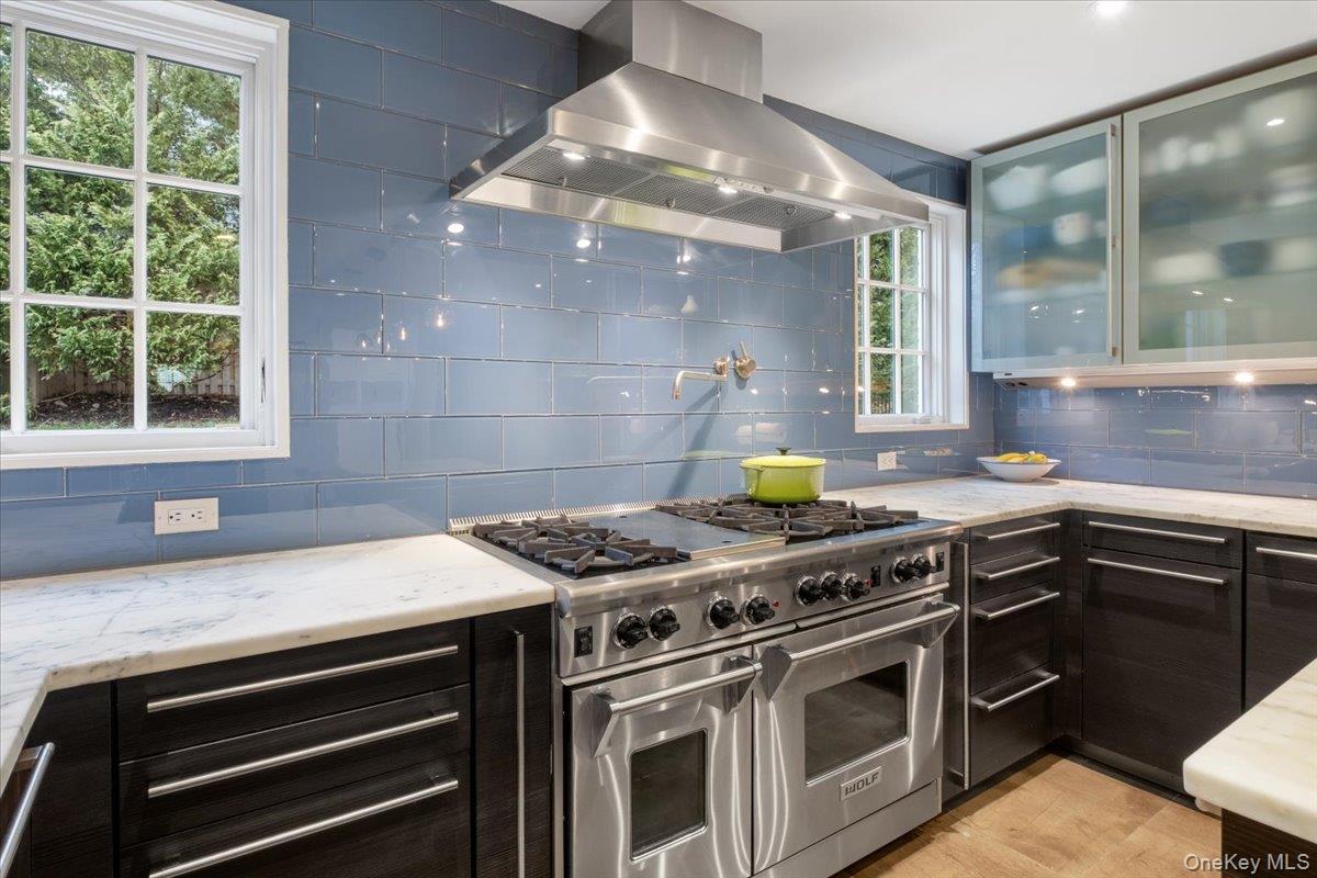 7 Meadow Place, Larchmont, NY 10538